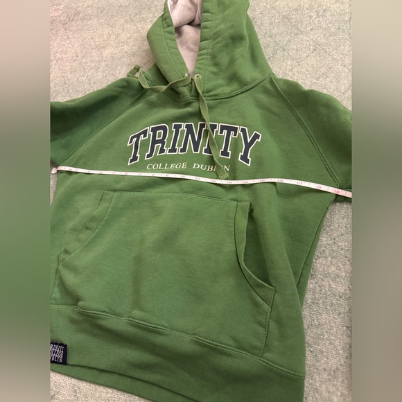 Trinity College Dublin child’s M/L hoodie from Ireland - Picture 6 of 9